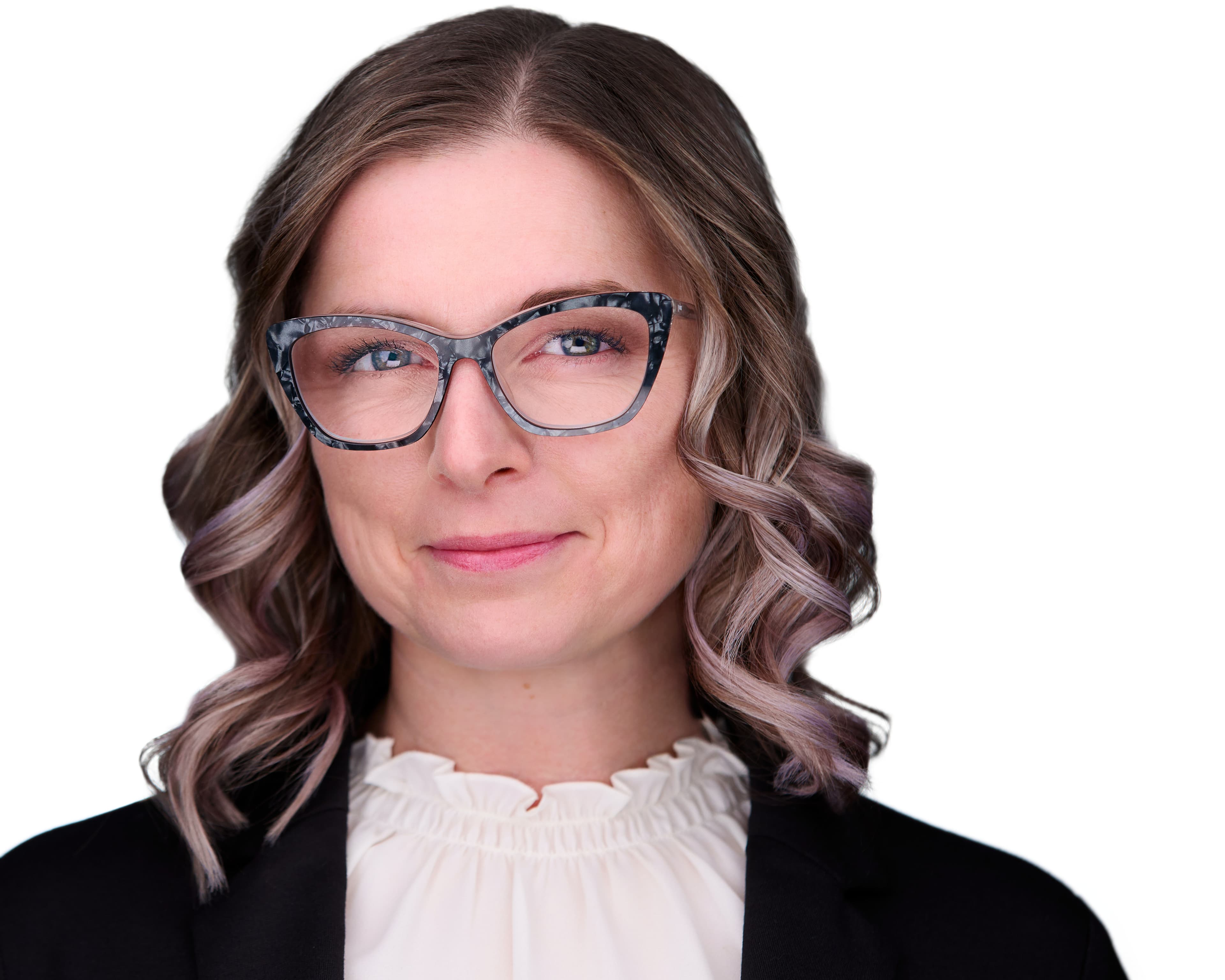 Christine's professional headshot