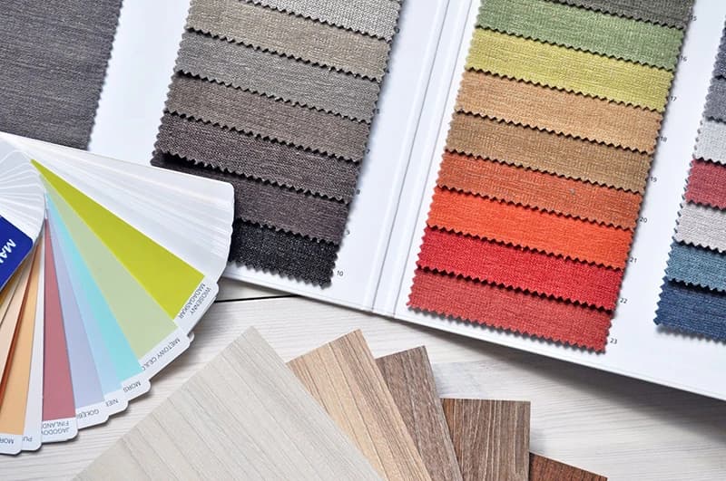 Best Backgrounds for Professional Headshots: White, Gray, Black & More
