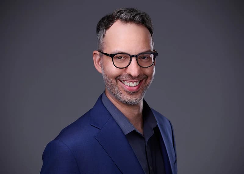 Original headshot in studio