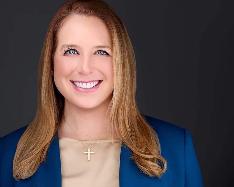 Professional headshot of Laura Seybold, Cranberry-area client