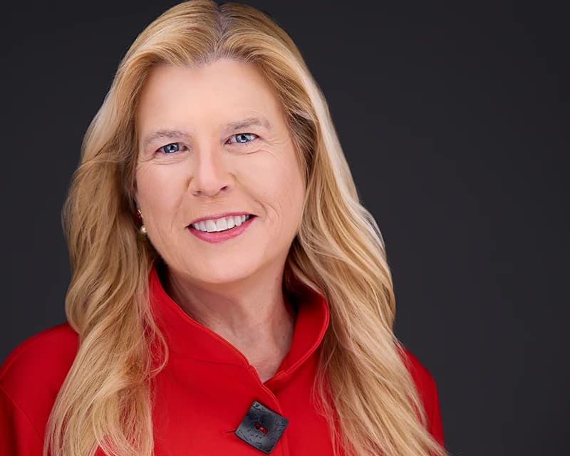 Professional headshot of Roxanne Turner, Washington-area client