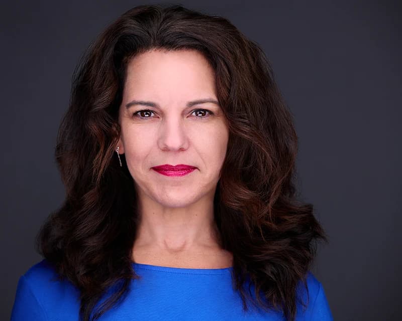 Professional women headshots with engaged expression