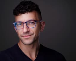 Chad Isaiah - Pittsburgh Headshot Photographer